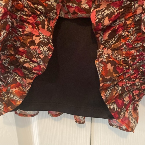 Gloria Vanderbuilt Semi Sheer Top w/ separate Tank. Like New - Picture 6 of 8